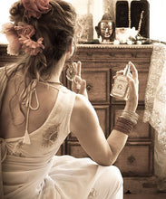 Load image into Gallery viewer, Magdalena Floral Water Scent